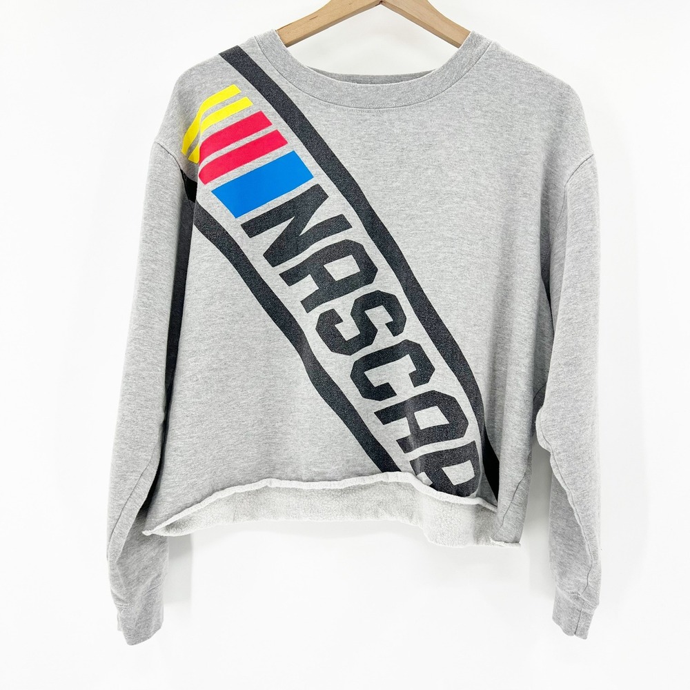 NASCAR Sweatshirt Womens 1X Gray Excellent Cropped Raw Hem Graphic Racing Logo